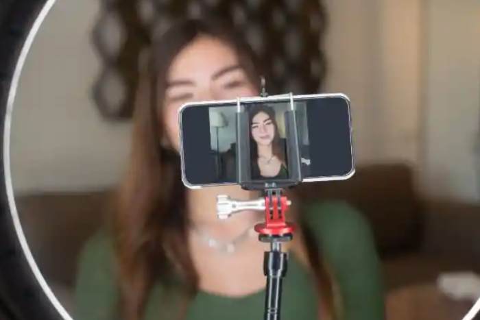  unaware that her husband is infertile.