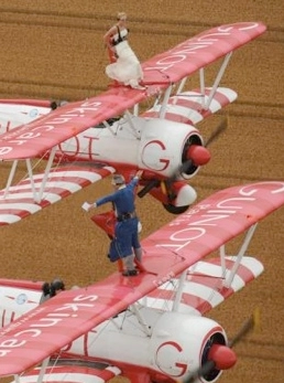 Top 10 Bizarre Places To Get Married