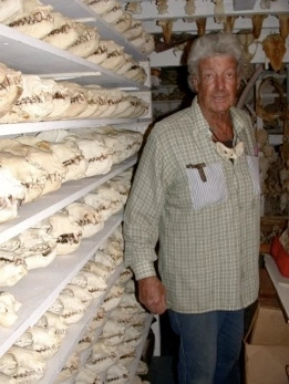 Top 10 Macabre Collectibles